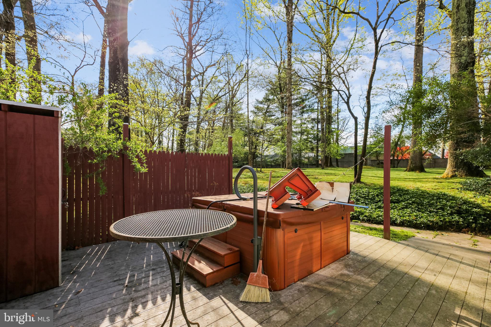 418 Stonington Road Silver Spring, MD 20902 - Photo 10 of 20 Patio