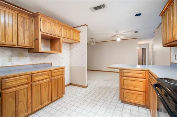 $289,000 | 8355 Highway 71, Pineville, LA 71360