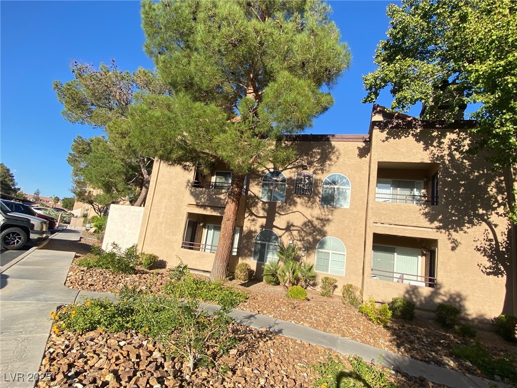 9325 West Desert Inn Road, Unit 119 Las Vegas, NV 89117 - Photo 3 of 16 Gallery Image 3