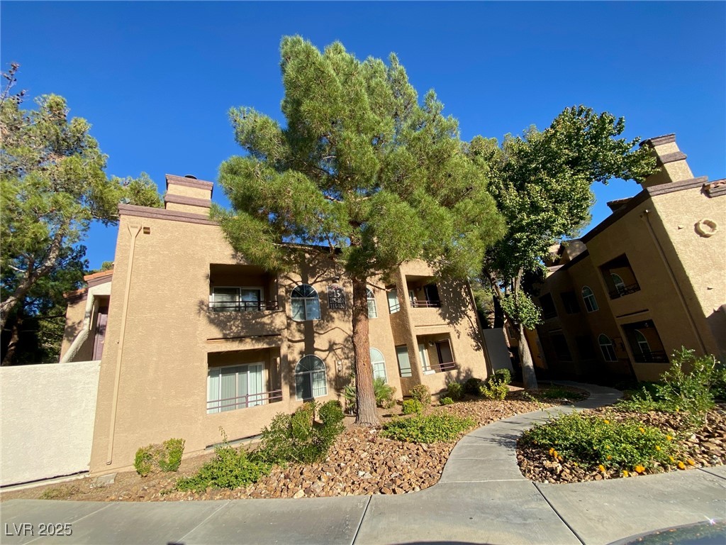 9325 West Desert Inn Road, Unit 119 Las Vegas, NV 89117 - Photo 4 of 16 Gallery Image 4