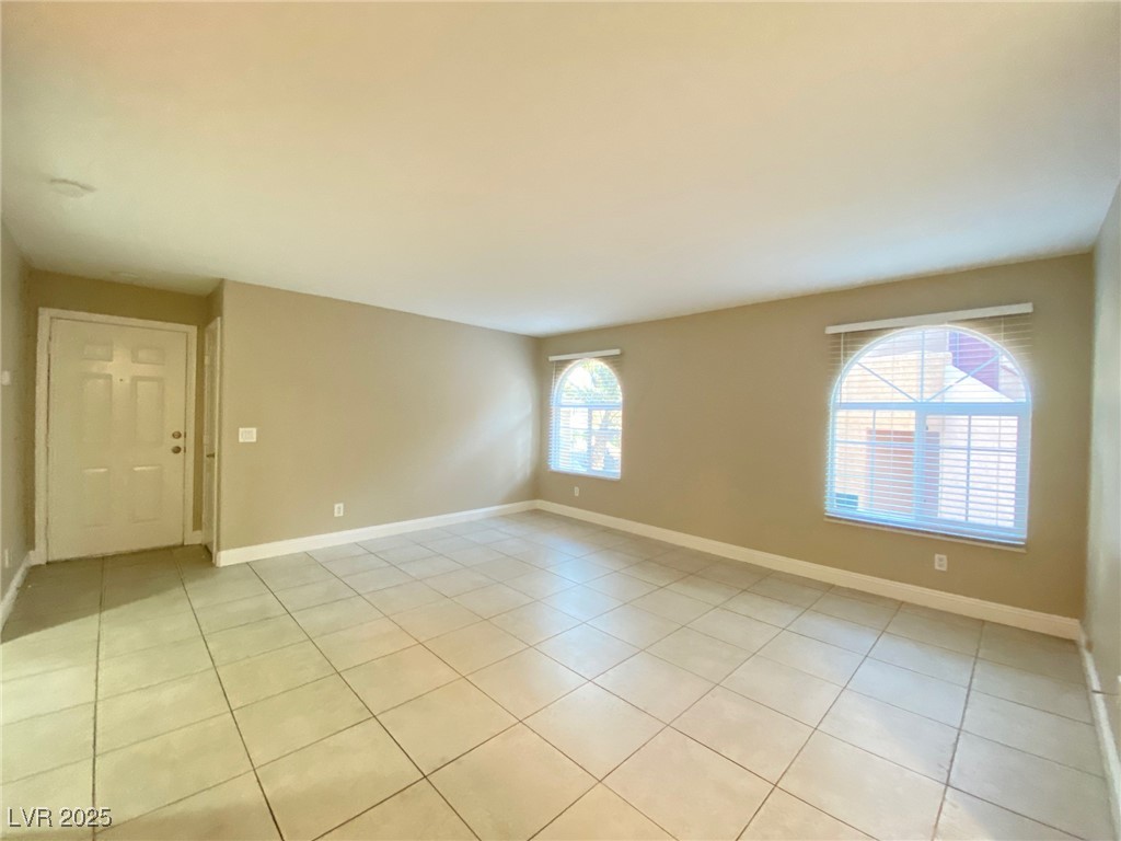 9325 West Desert Inn Road, Unit 119 Las Vegas, NV 89117 - Photo 8 of 16 Gallery Image 8