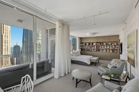 $2,300,000 | 55 East Erie Street, Unit 4301, Chicago, IL 60611
