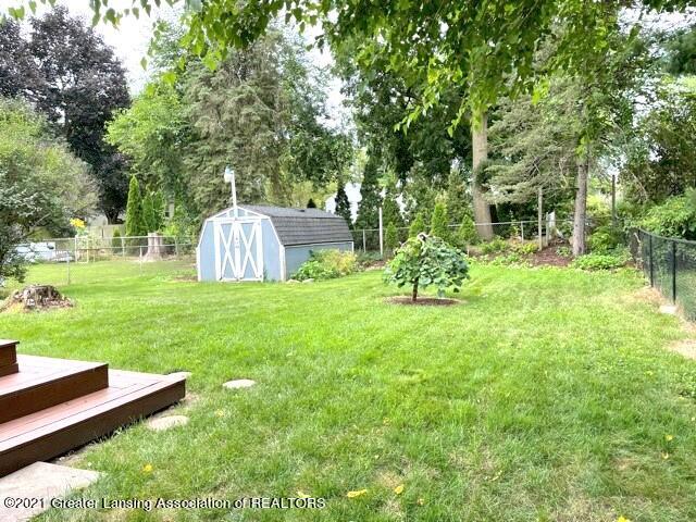 2121 Riverside Court Lansing, MI 48906 - Photo 33 of 34 Back Yard