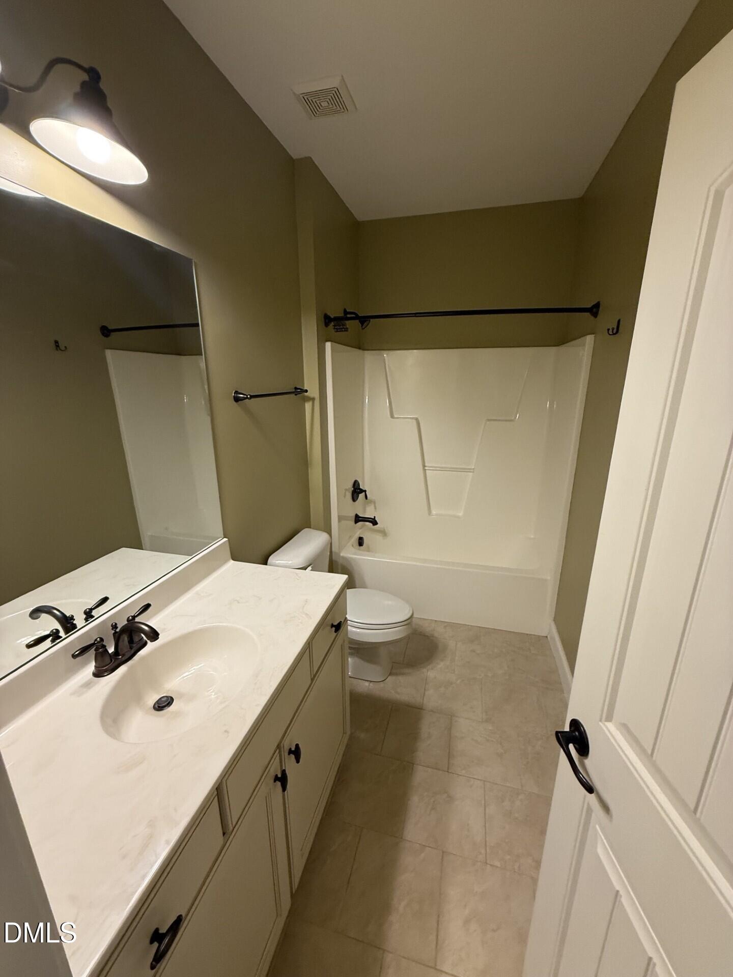 2106 Scarlet Maple Drive Raleigh, NC 27606 - Photo 11 of 20 a5fd2809-c39b-4257-ba3b-caa4ed6af6bd