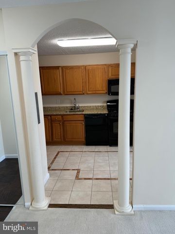 $224,900 | 11801 Rockville Pike, Unit 1006, Rockville, MD 20852