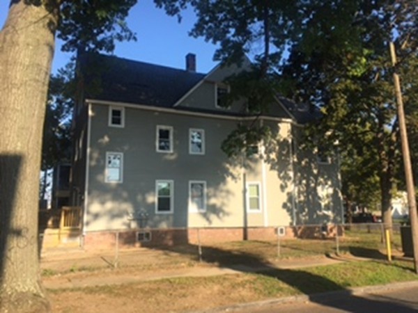618 Sumner Avenue Springfield, MA 01108 - Photo 3 of 14