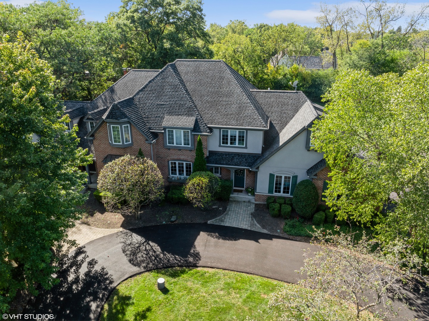 814 Braeburn Road Palatine, IL 60067 - Photo 1 of 1 an aerial view of a house with yard and green space