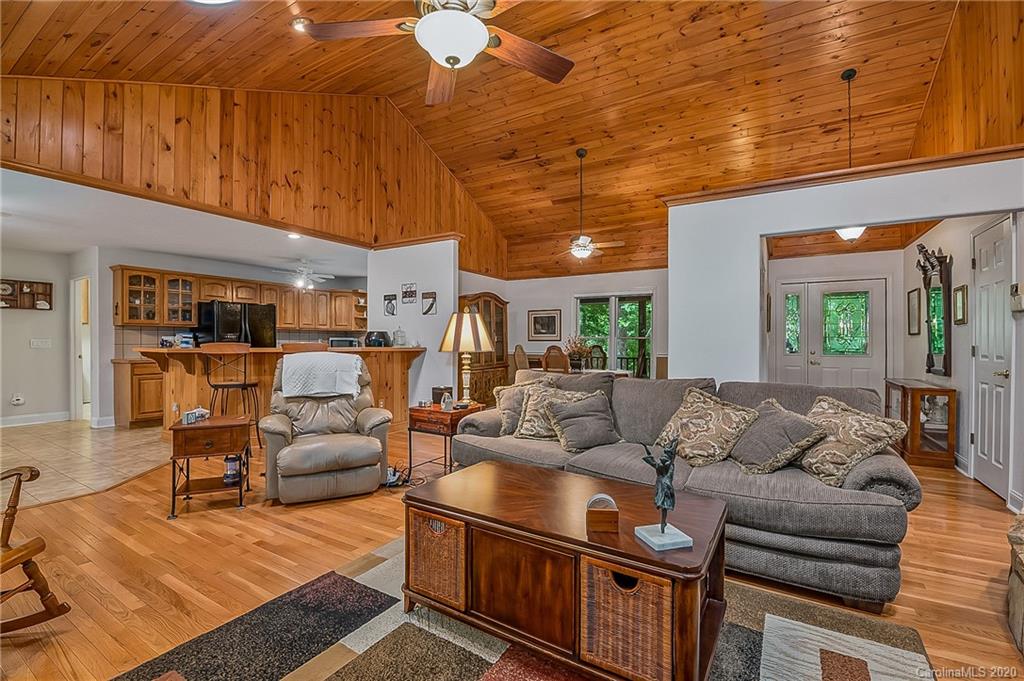 215 Beechtree Circle Rutherfordton, NC 28139 - Photo 8 of 42 a living room with furniture