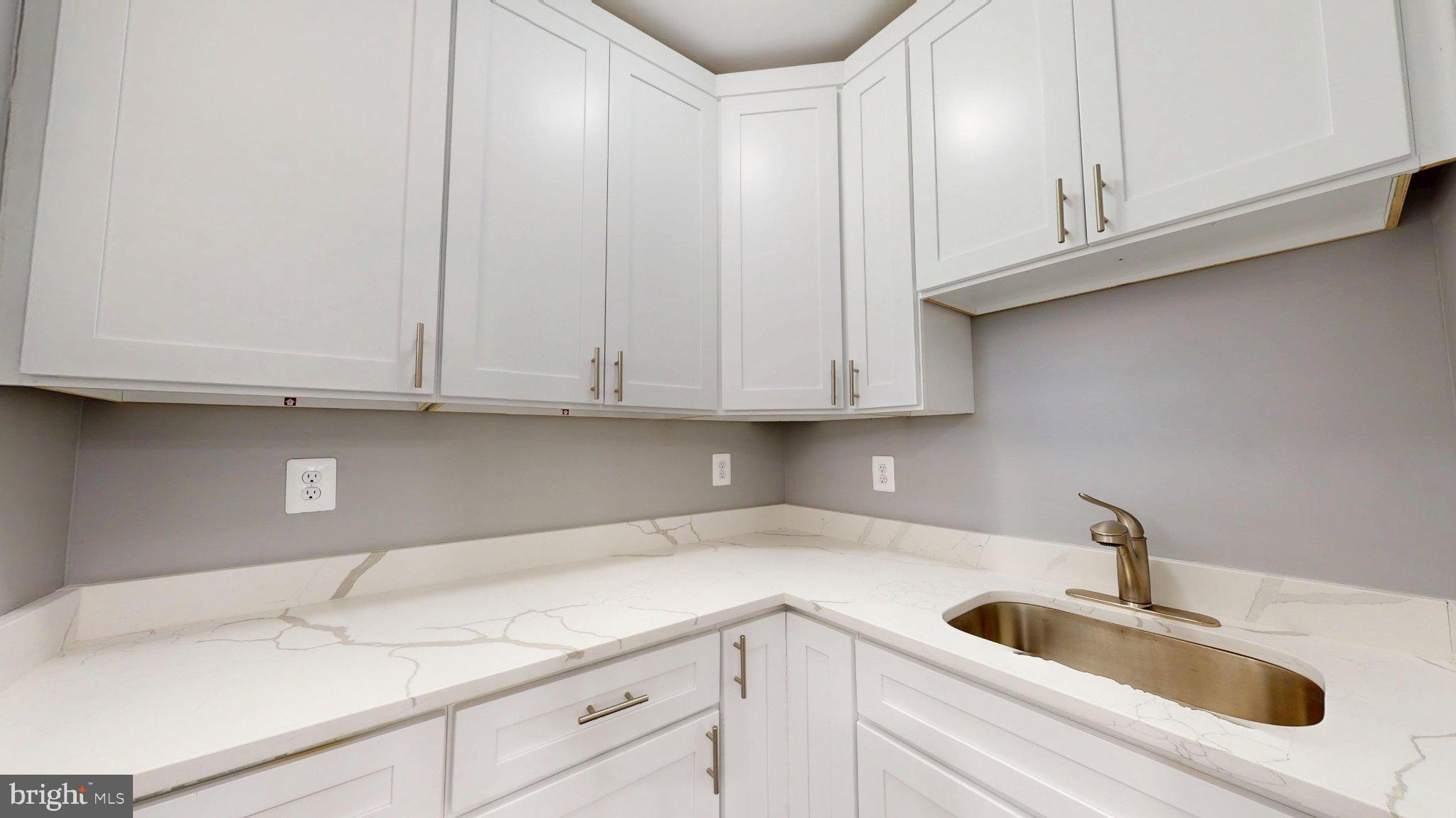 5728 Clover Road Baltimore, MD 21215 - Photo 16 of 37 Walk in Butlers Pantry