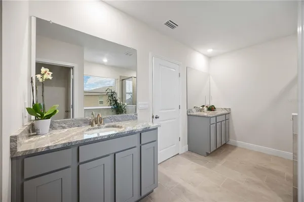 $5,700 | 17564 Cantarina Cove, Lakewood Ranch, FL 34211