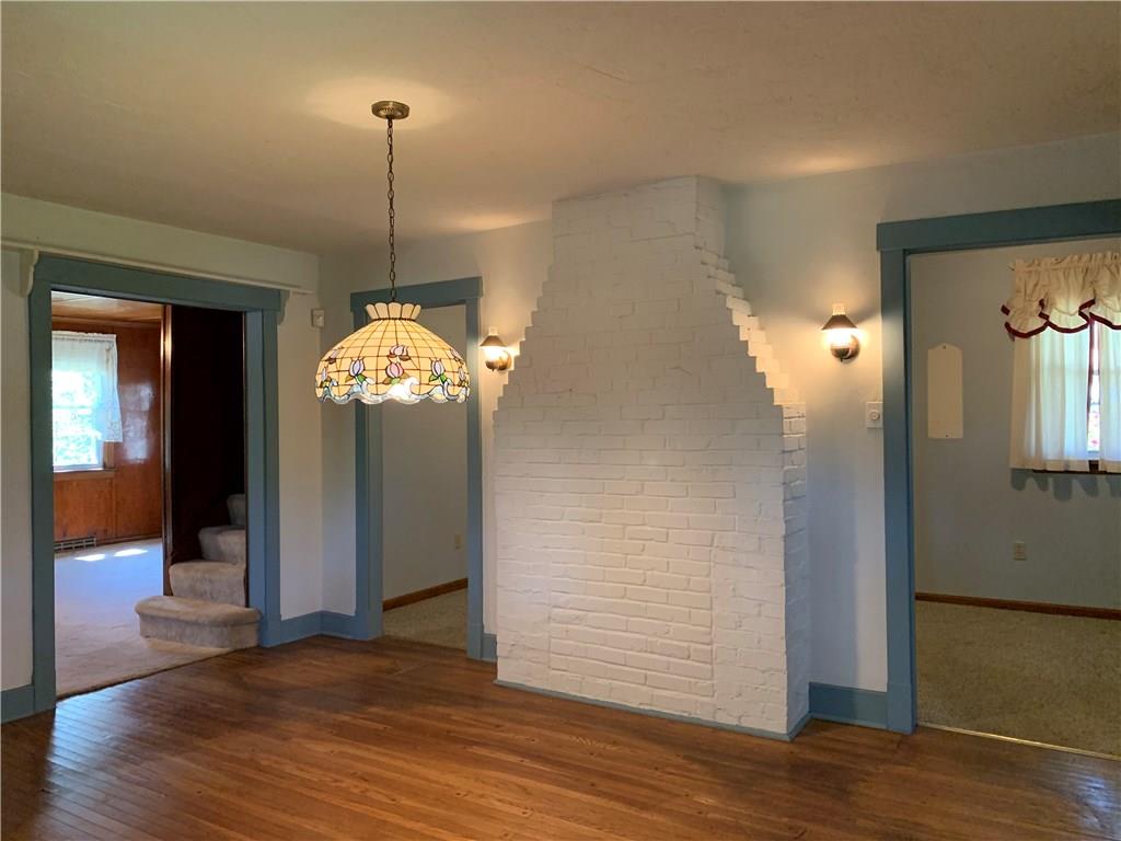 470 Myoma Road Mars, PA 16046 - Photo 14 of 25 Charming painted brick in dining room!