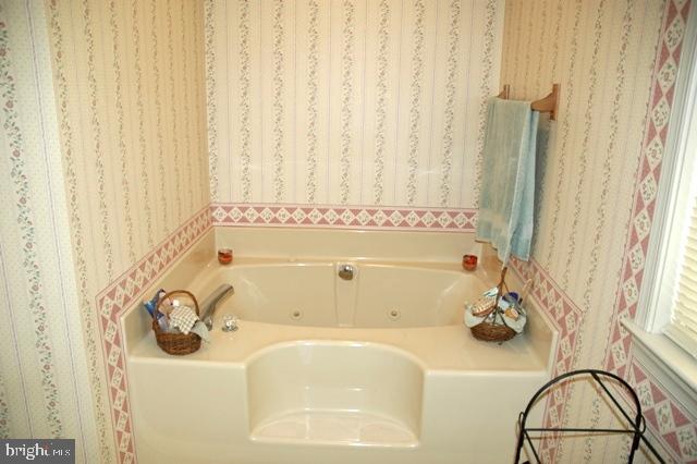 2182 Hollinger Road Lancaster, PA 17602 - Photo 12 of 14 Gallery Image 12