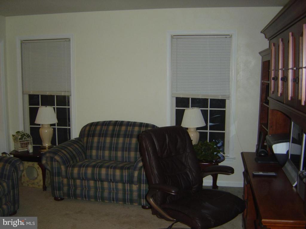 2182 Hollinger Road Lancaster, PA 17602 - Photo 5 of 14 Gallery Image 5