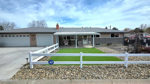 $369,000 | 2908 Richey Road, Yakima, WA 98902
