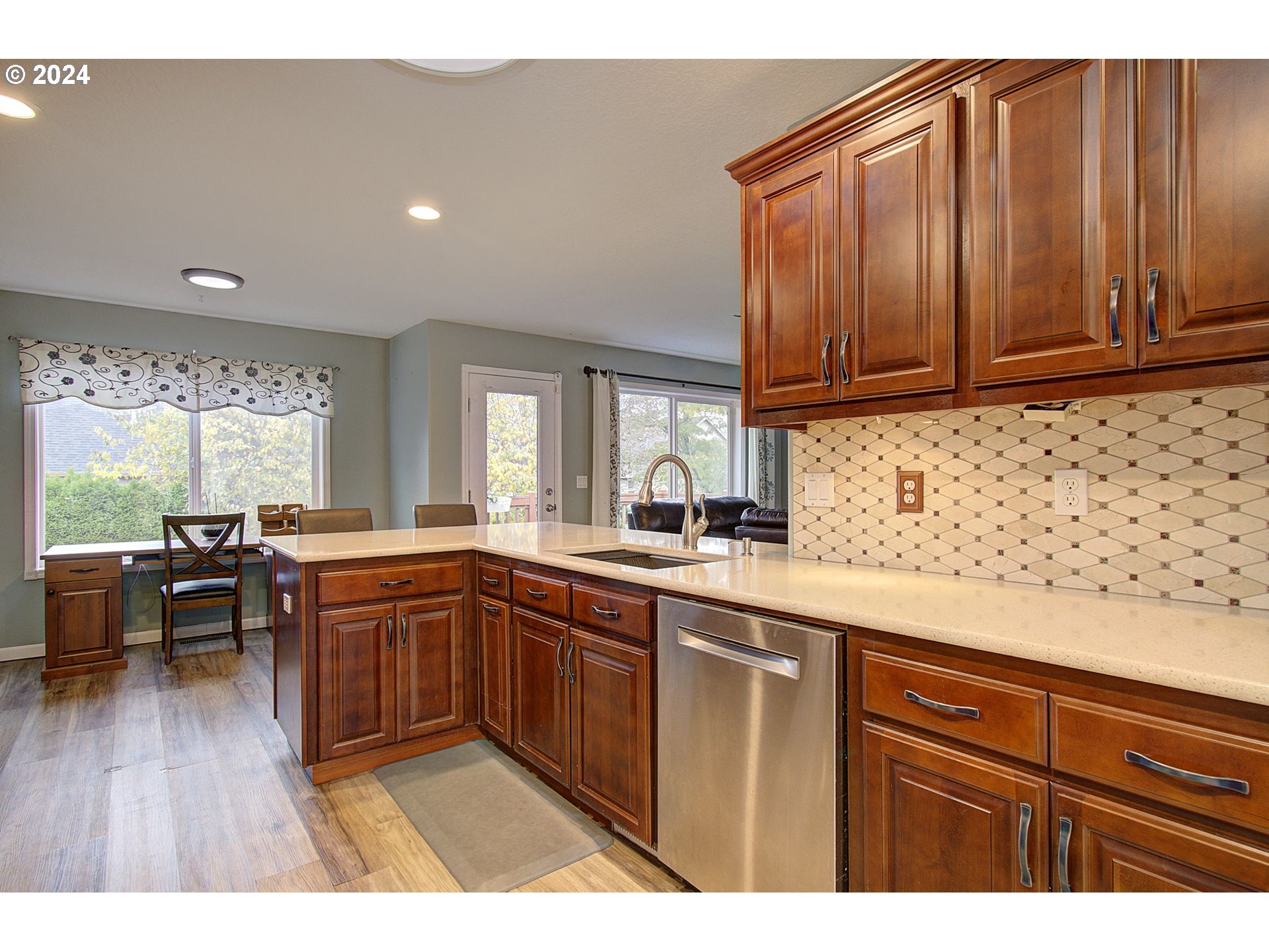 1735 Northwest 33rd Way Camas, WA 98607 - Photo 11 of 48 Gallery Image 11