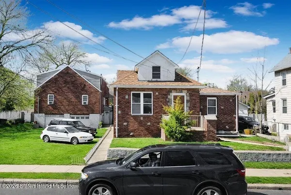 $2,500,000 | 568 Villa Avenue | Port Richmond