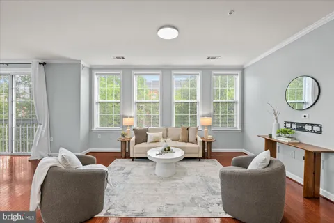 $599,900 | 400 Cameron Station Boulevard, Unit 202, Alexandria, VA 22304