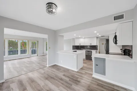 $650,000 | 2066 North Ocean Boulevard, Unit 2SW, Boca Raton, FL 33431