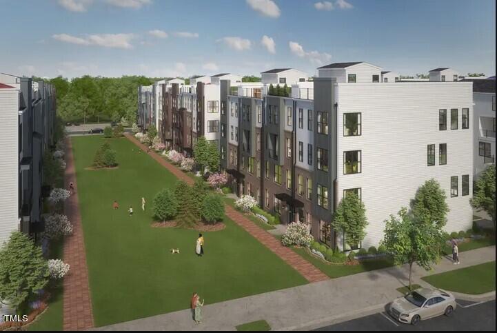 a view of a back yard of the house