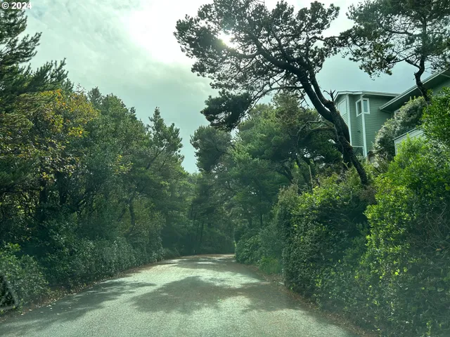 a view of a indoor basketball court