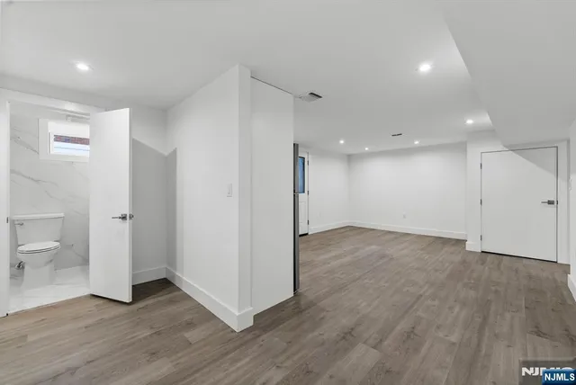 $1,199,000 | 1107 Fairview Lane, Fort Lee, NJ 07024