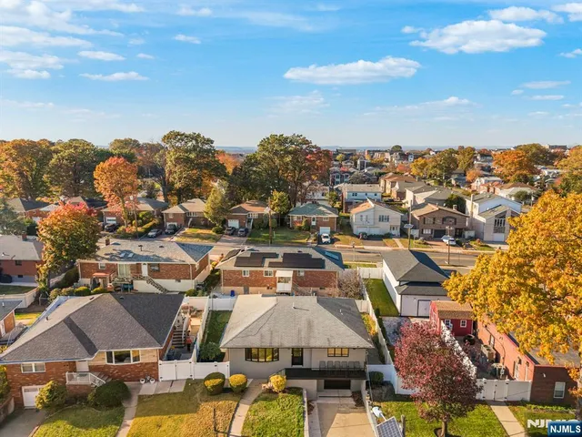 $1,199,000 | 1107 Fairview Lane, Fort Lee, NJ 07024