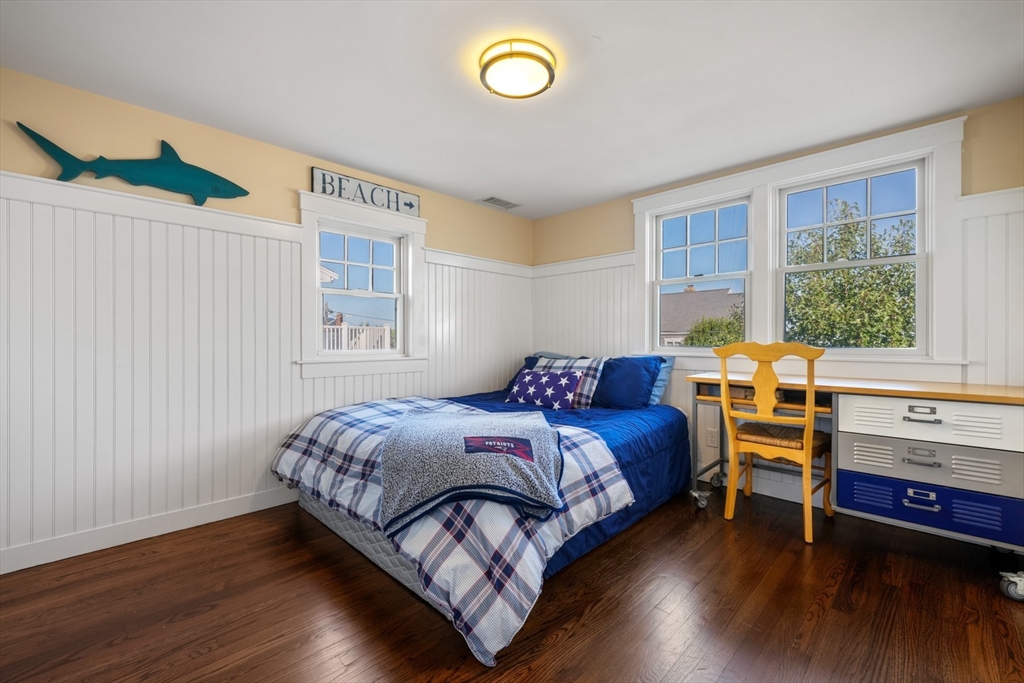 29 Bay Shore Road Hyannis, MA 02601 - Photo 35 of 42 a bedroom with a bed and a window