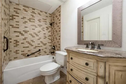 $275,000 | 5740 Martel Avenue, Unit A2, Dallas, TX 75206