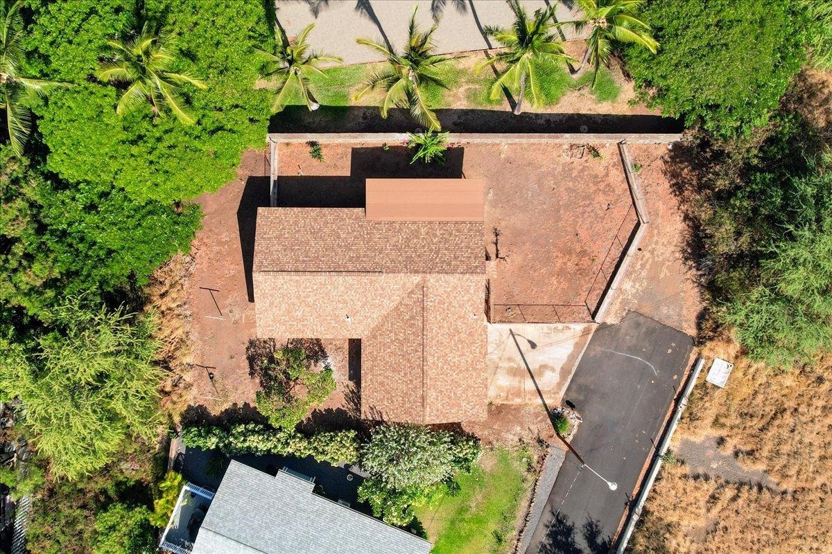 2040 Kanakanui Road Kihei, HI 96753 - Photo 20 of 22 an aerial view of a house with a yard