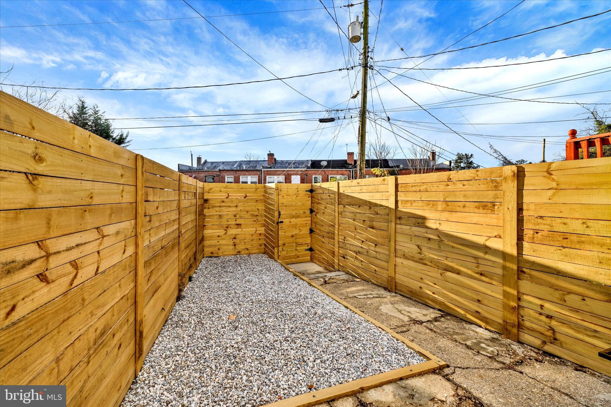 33 North Morley Street Baltimore, MD 21229 - Photo 15 of 16