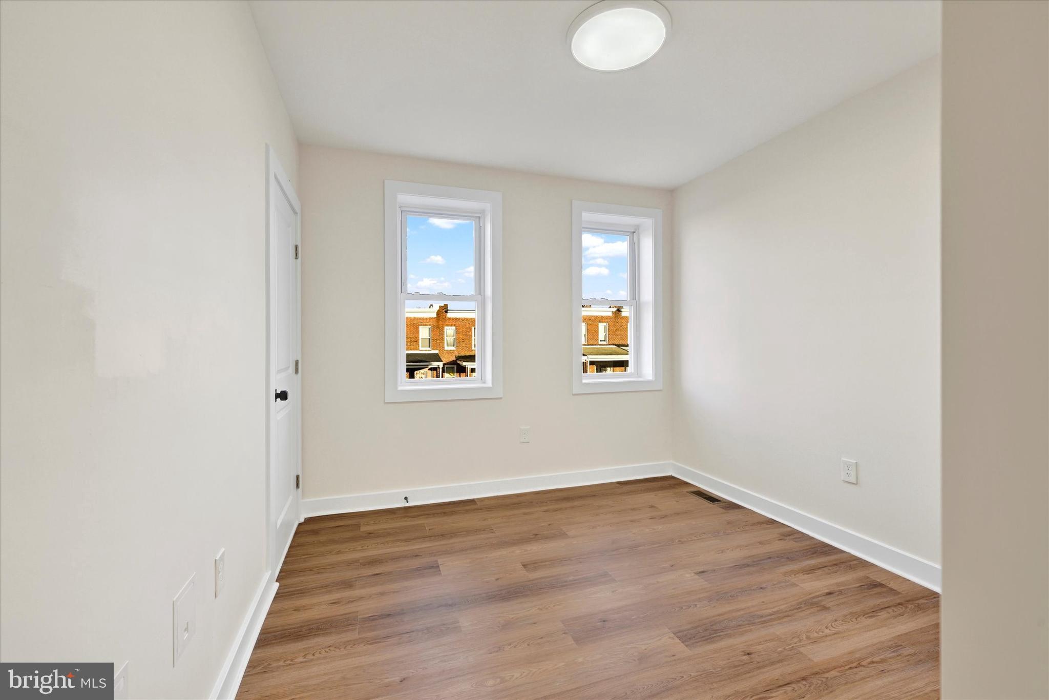 33 North Morley Street Baltimore, MD 21229 - Photo 8 of 16