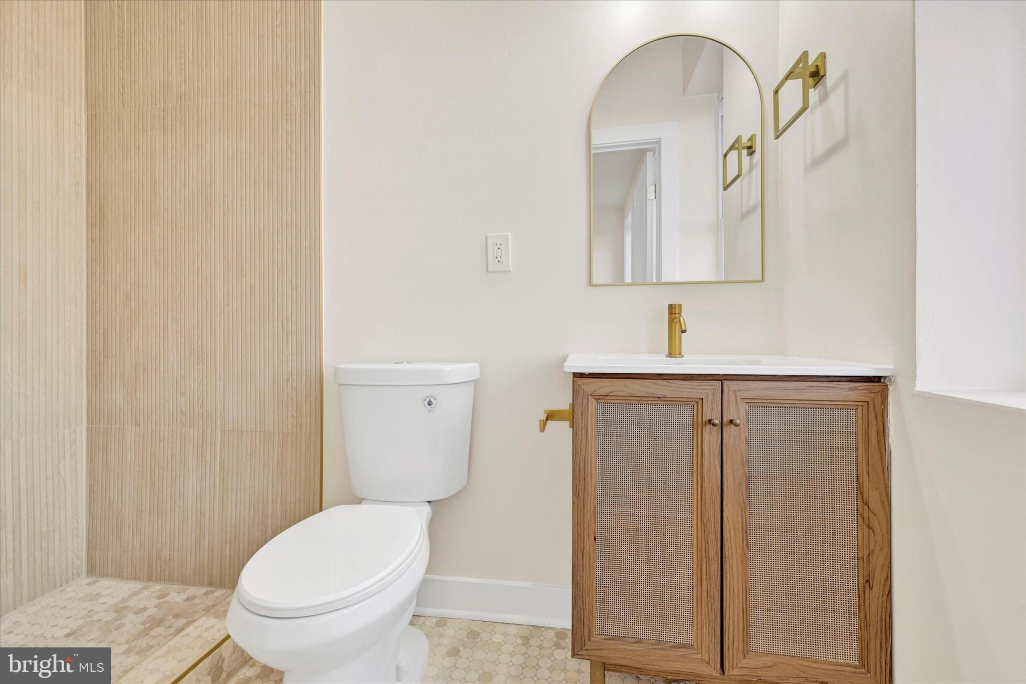 33 North Morley Street Baltimore, MD 21229 - Photo 10 of 16