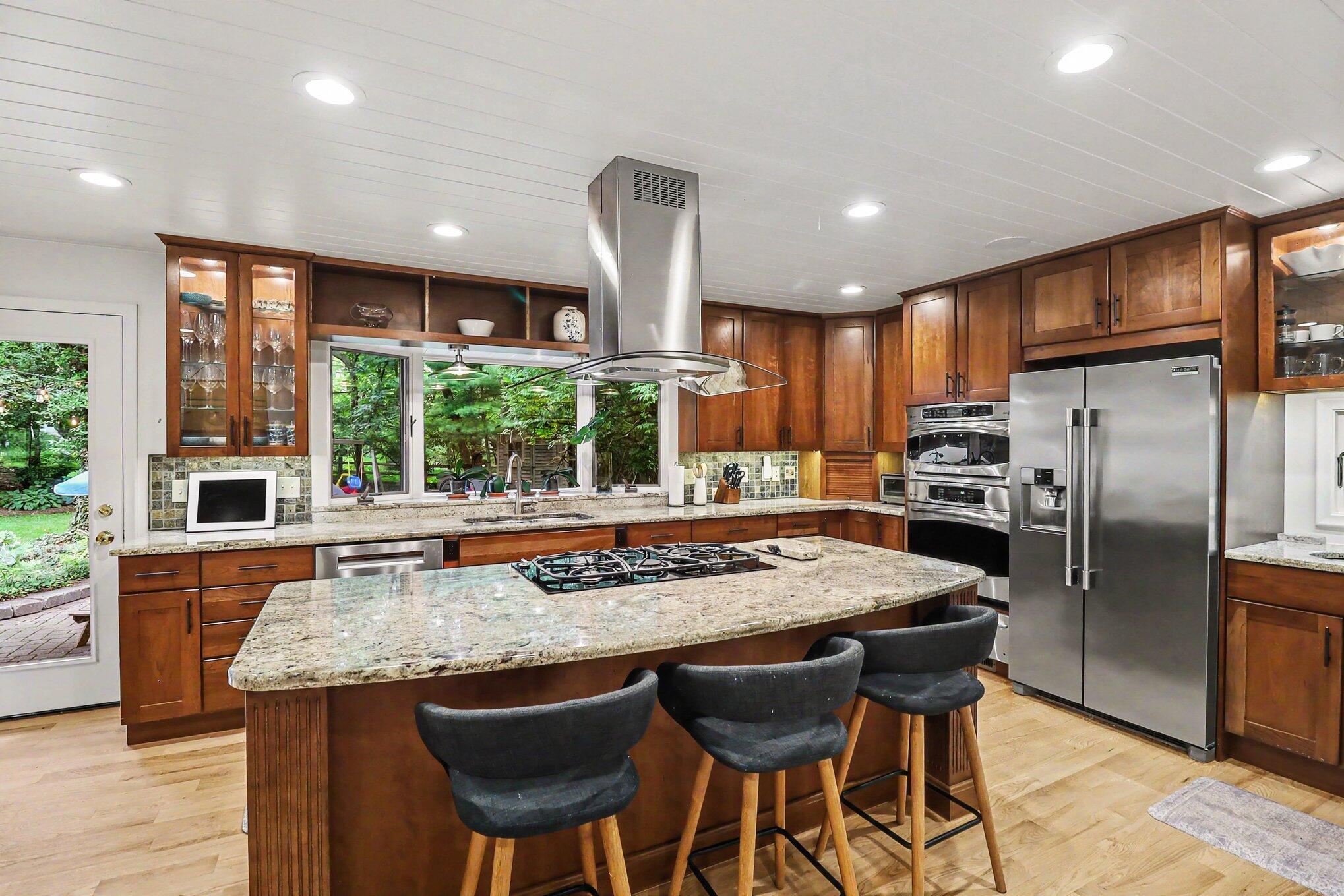 2411 Londonderry Road Ann Arbor, MI 48104 - Photo 13 of 61 018_file_5308