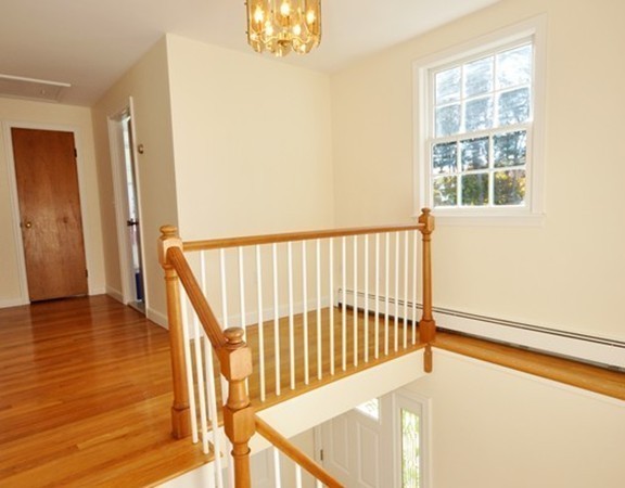 72 Raymond Road Concord, MA 01742 - Photo 11 of 19 Gallery Image 11