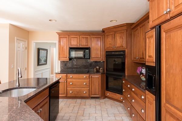 17 Harlow Farm Road Bourne, MA 02562 - Photo 13 of 30 Gallery Image 13