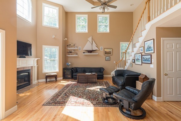 17 Harlow Farm Road Bourne, MA 02562 - Photo 7 of 30 Gallery Image 7