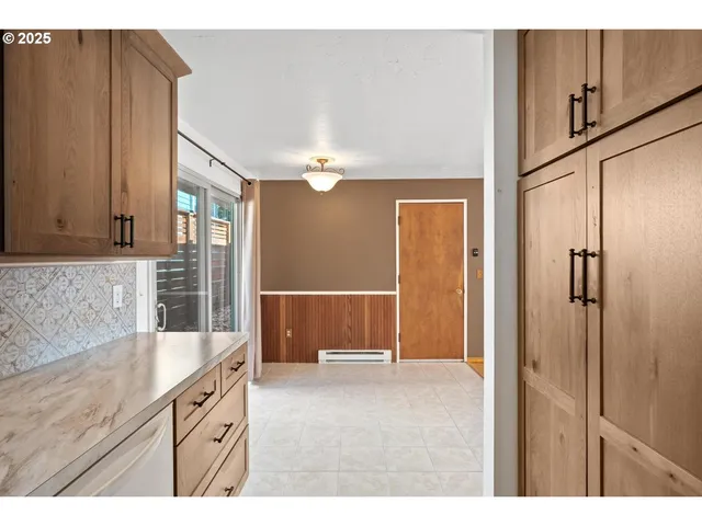 $444,000 | 2821 Southeast Roswell Street, Milwaukie, OR 97222