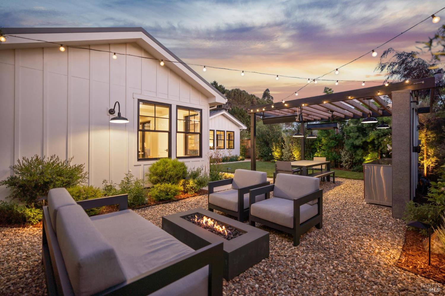 85 Harriet Way Tiburon, CA 94920 - Photo 43 of 44 a outdoor space with patio couches and a potted plant