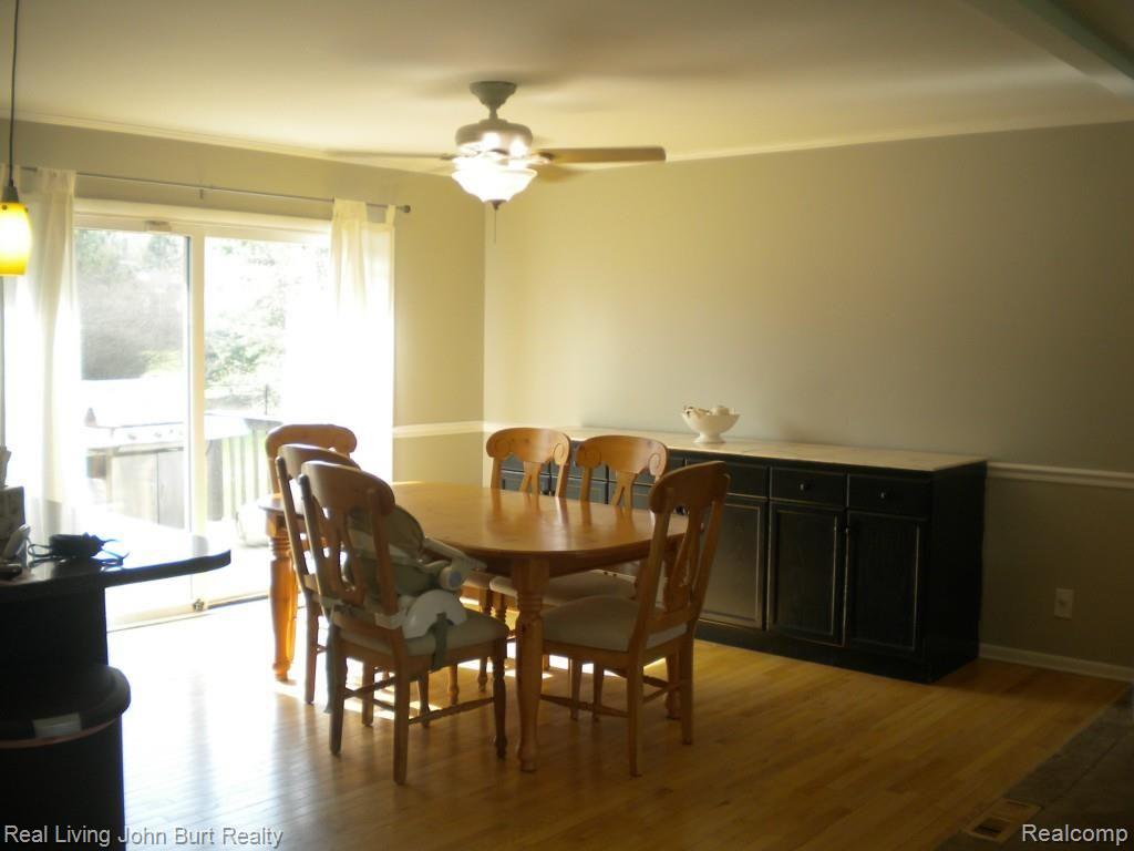8155 Reese Road Clarkston, MI 48348 - Photo 4 of 24 2014-05-10 12.20