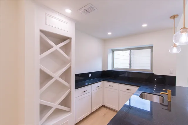 $449,000 | 727 Bunker Hill Road, Unit 43, Houston, TX 77024