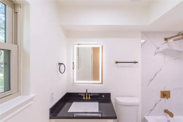 $449,000 | 727 Bunker Hill Road, Unit 43, Houston, TX 77024