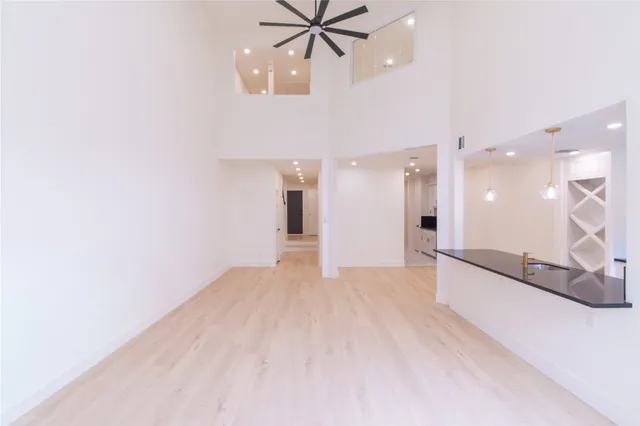 $449,000 | 727 Bunker Hill Road, Unit 43, Houston, TX 77024