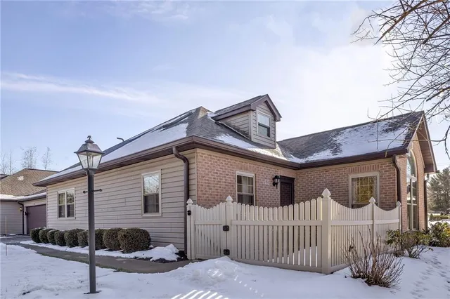 $259,900 | 153 Cambridge Drive, Harwick, PA 15049