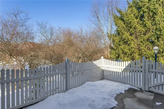 $259,900 | 153 Cambridge Drive, Harwick, PA 15049