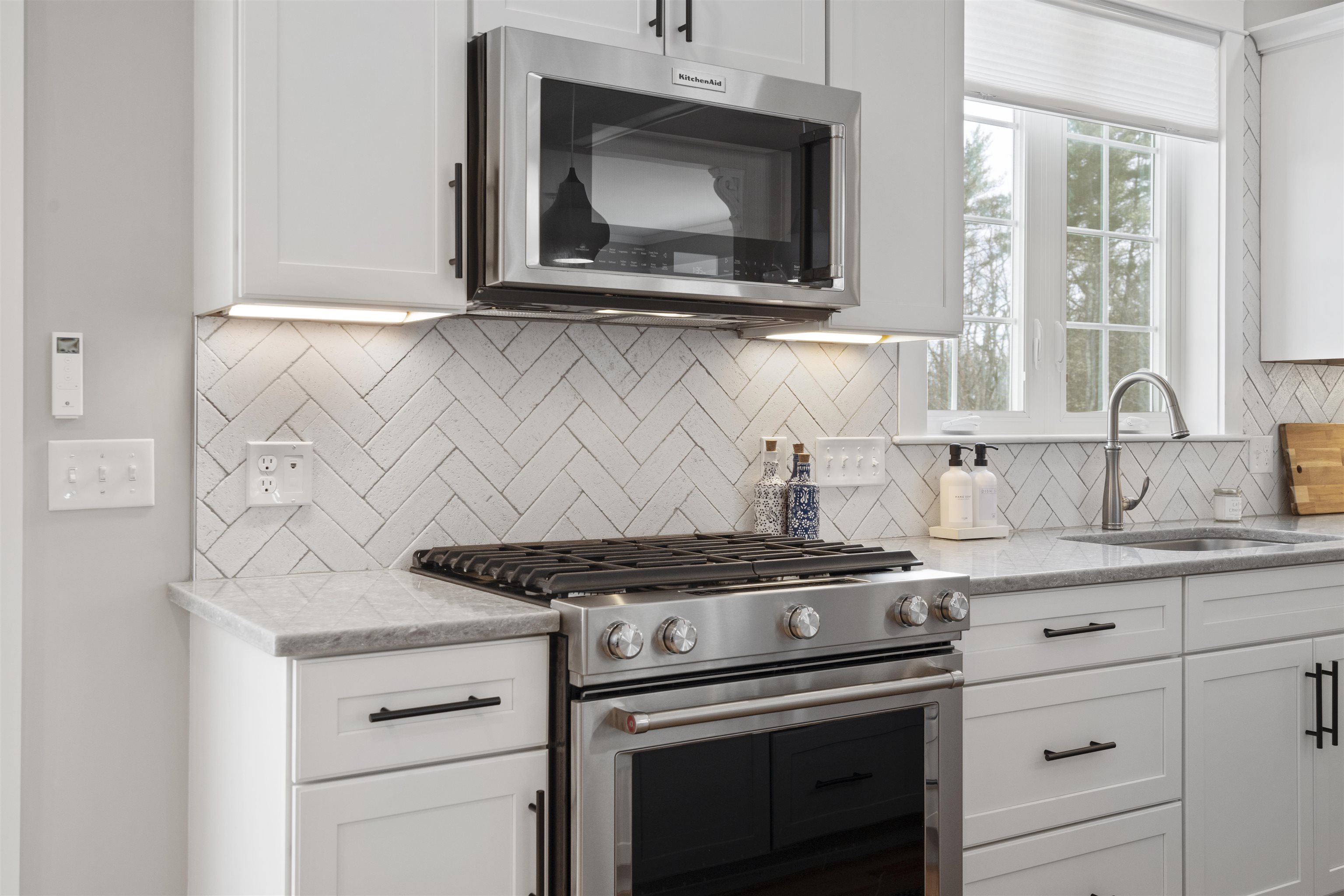 20 Breslin Farm Road Stratham, NH 03885 - Photo 11 of 40