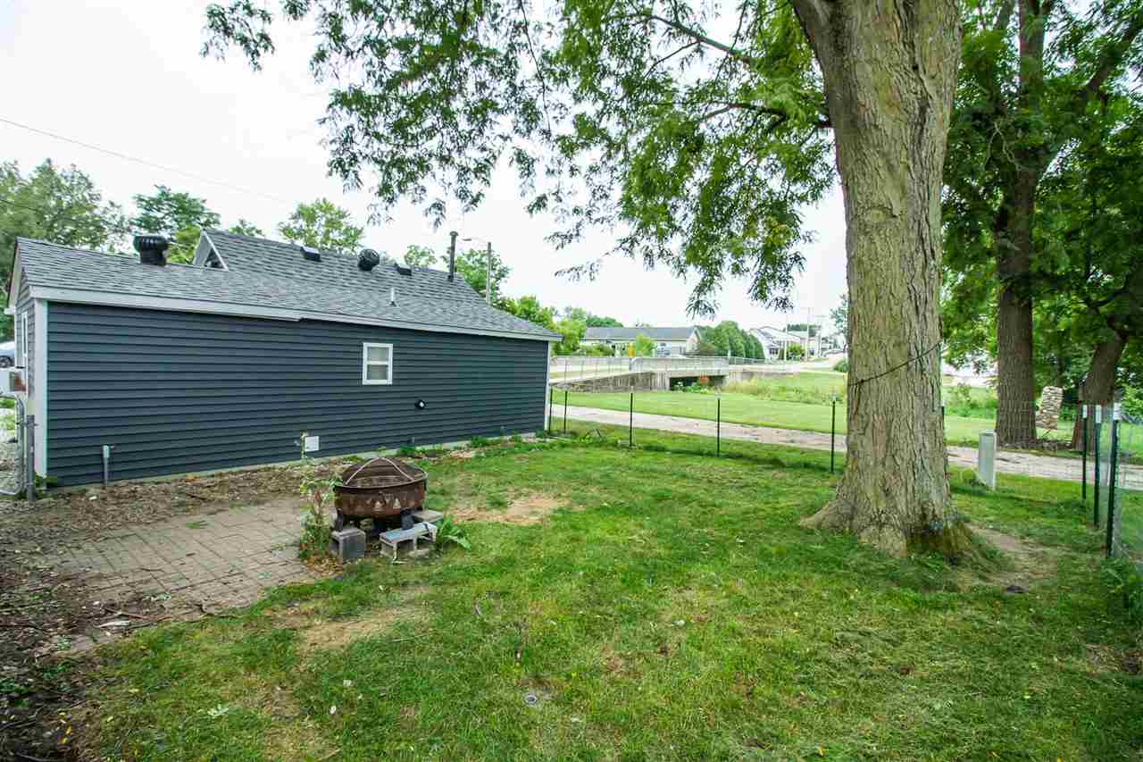 525 State Street Center Point, IA 52213 - Photo 15 of 17 Gallery Image 15