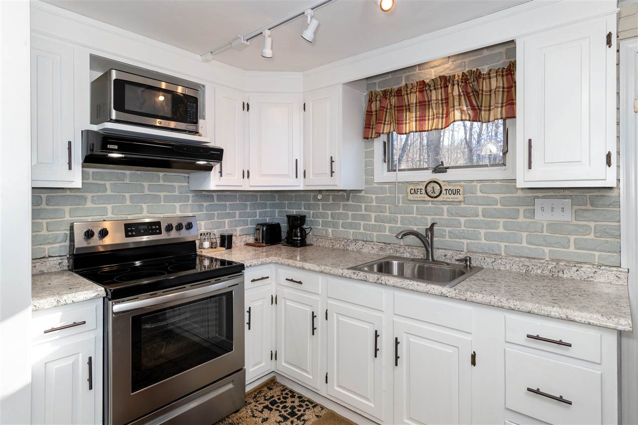 71 Pease Road Meredith, NH 03253 - Photo 8 of 40