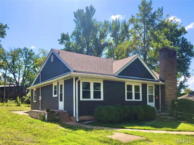 $179,900 | 28 Rolla Gardens Drive, Rolla, MO 65401