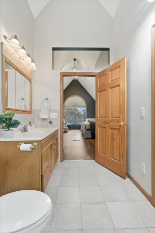 $530,000 | 33814 Walbo Drive, Cambridge, MN 55008