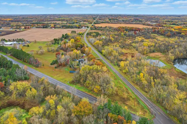 $530,000 | 33814 Walbo Drive, Cambridge, MN 55008